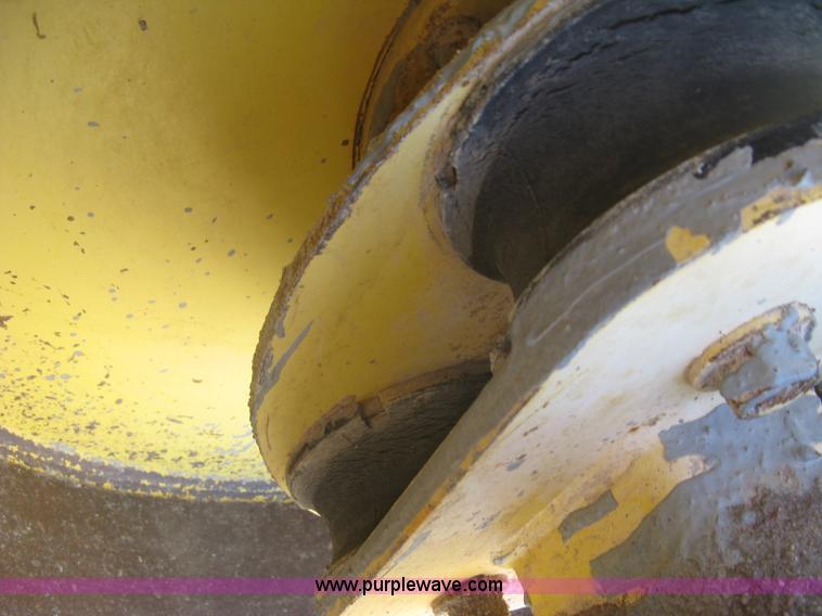 image for item J2800 Bomag BW172PDB-2 vibratory padfoot compactor