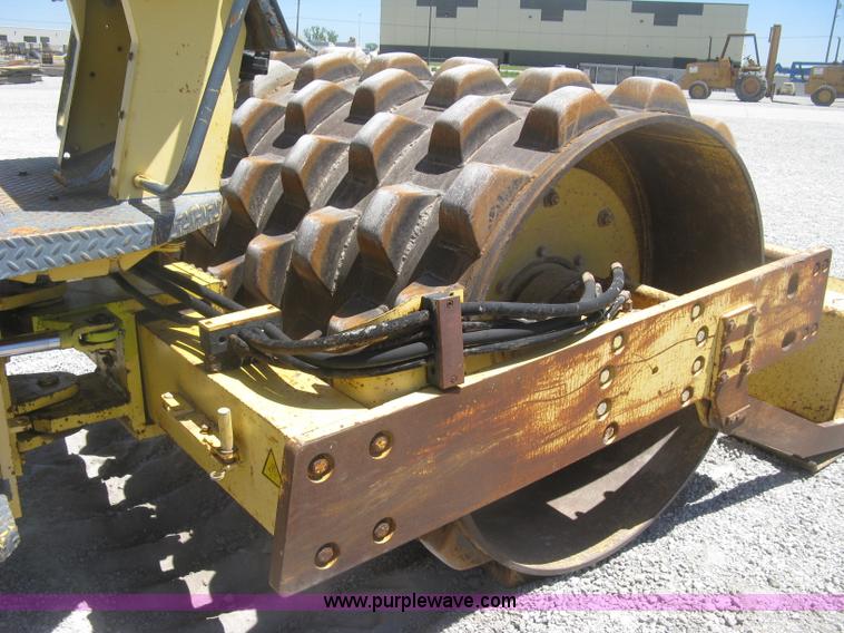 image for item J2800 Bomag BW172PDB-2 vibratory padfoot compactor