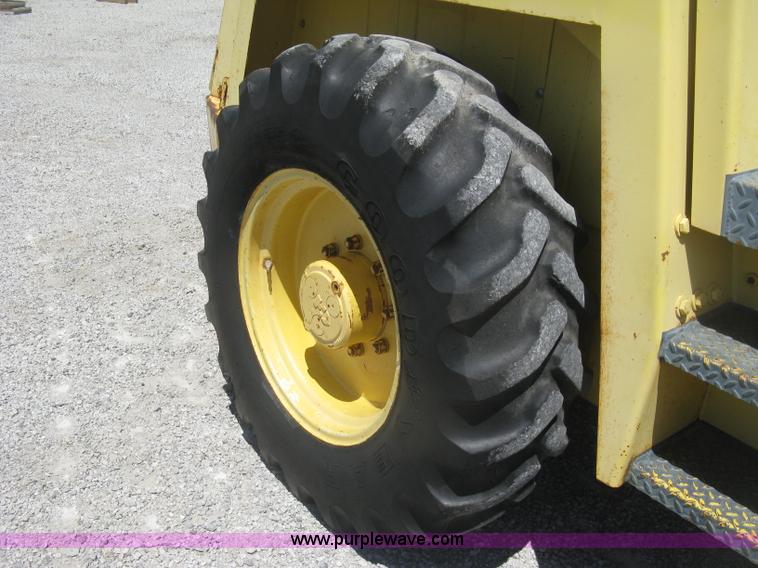 image for item J2800 Bomag BW172PDB-2 vibratory padfoot compactor