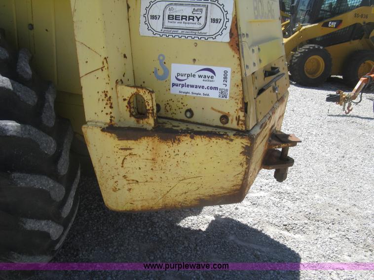 image for item J2800 Bomag BW172PDB-2 vibratory padfoot compactor