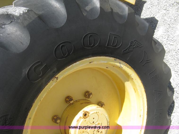 image for item J2800 Bomag BW172PDB-2 vibratory padfoot compactor