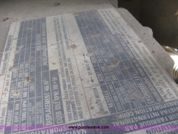 image for item J2801 1997 International 4900 dump truck