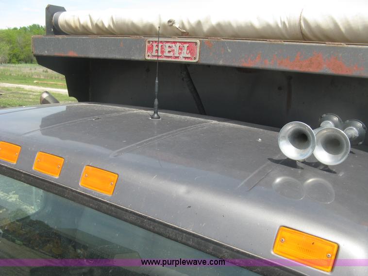 image for item J2801 1997 International 4900 dump truck