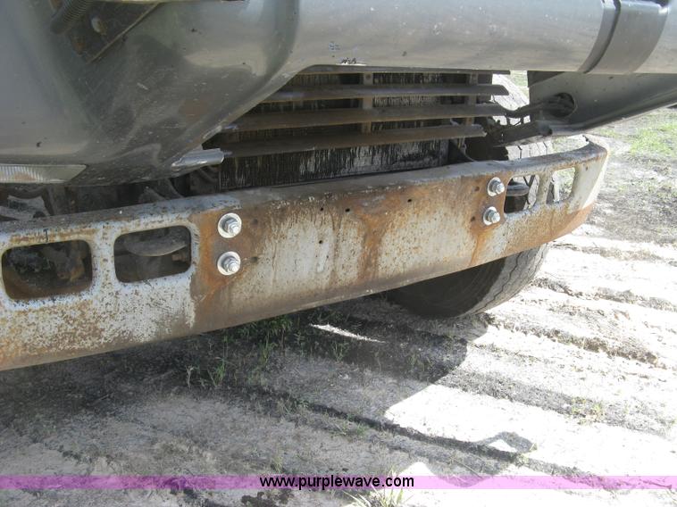 image for item J2801 1997 International 4900 dump truck