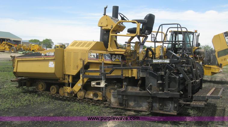 image for item J2802 Caterpillar AP-650B asphalt paver