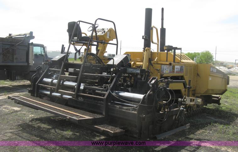image for item J2802 Caterpillar AP-650B asphalt paver