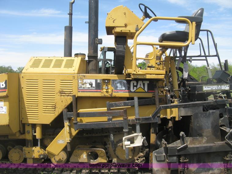 image for item J2802 Caterpillar AP-650B asphalt paver