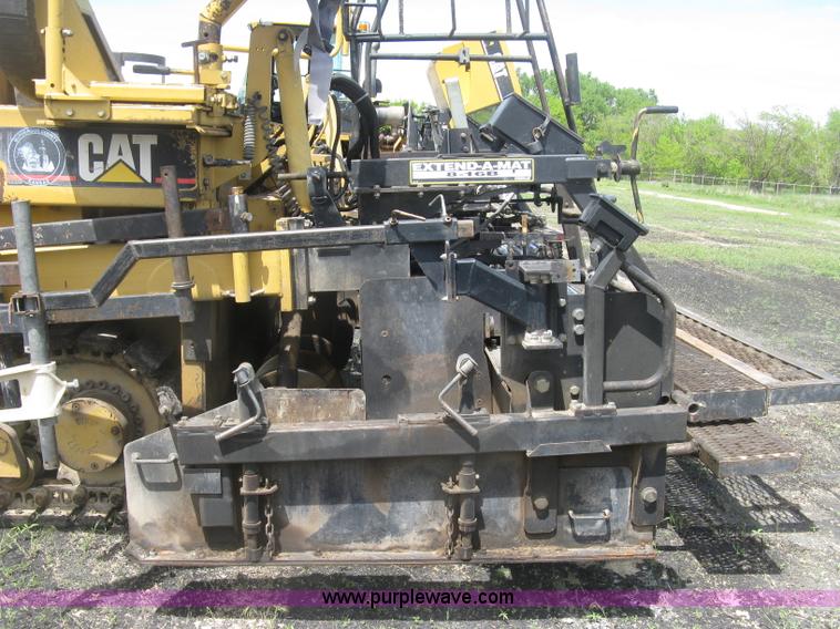 image for item J2802 Caterpillar AP-650B asphalt paver