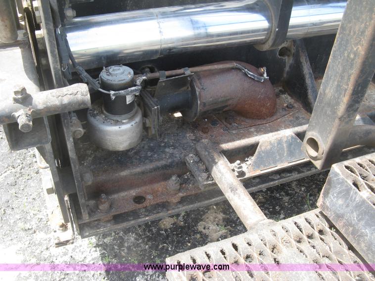 image for item J2802 Caterpillar AP-650B asphalt paver