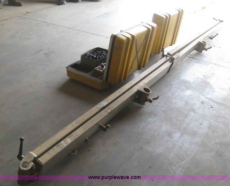 image for item J2802 Caterpillar AP-650B asphalt paver