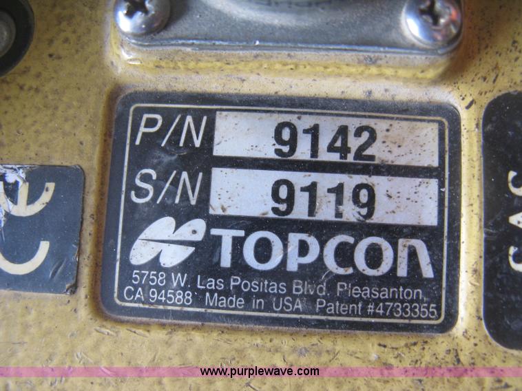 image for item J2802 Caterpillar AP-650B asphalt paver