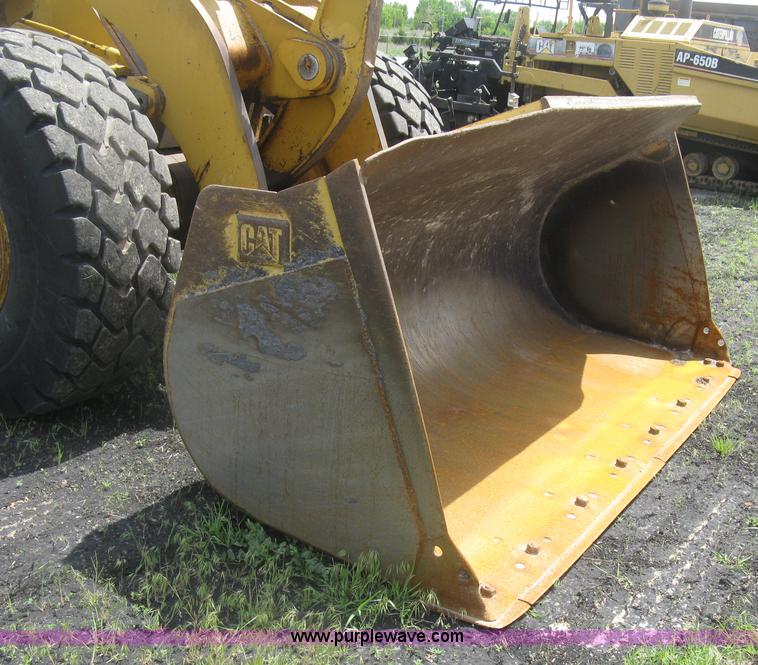 image for item J2803 2004 Caterpillar 938G Series II wheel loader