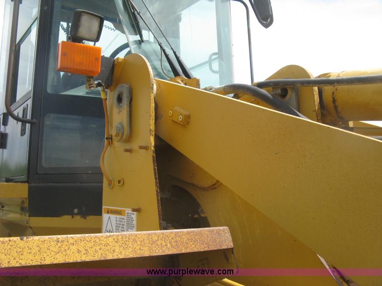 image for item J2803 2004 Caterpillar 938G Series II wheel loader