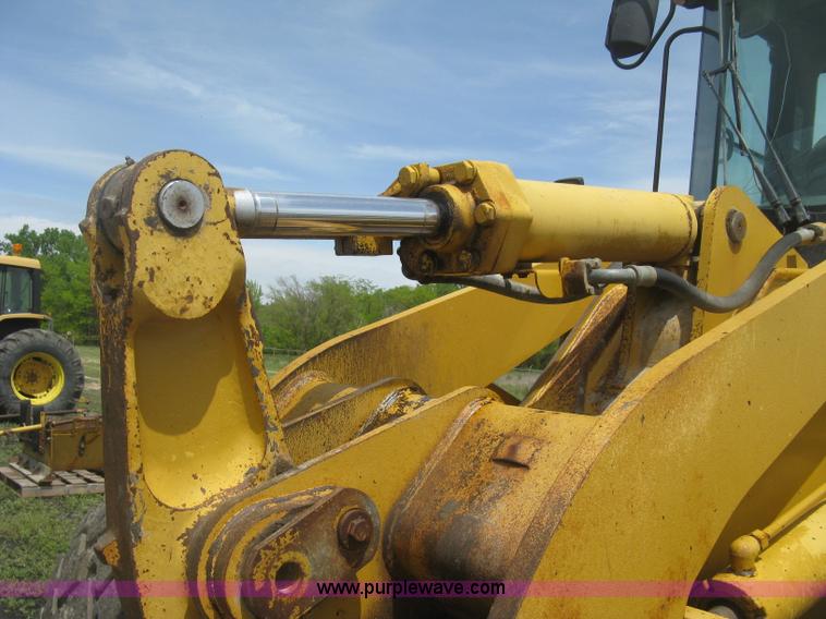 image for item J2803 2004 Caterpillar 938G Series II wheel loader