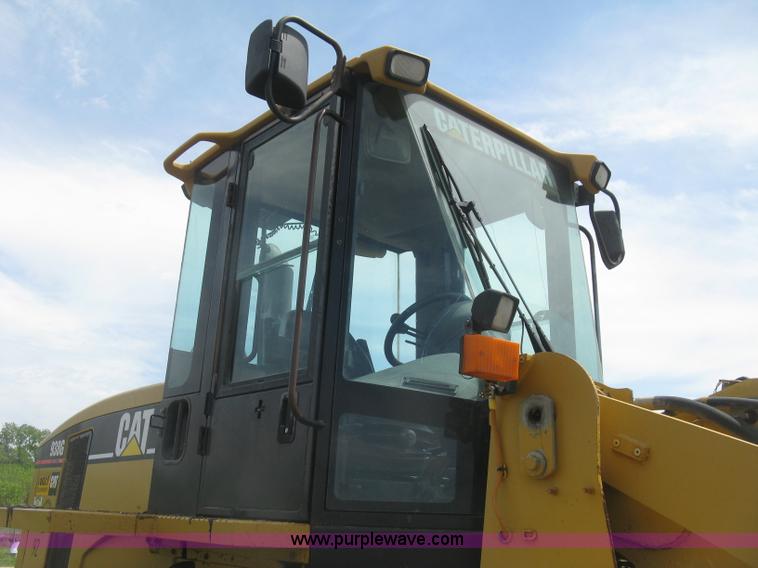 image for item J2803 2004 Caterpillar 938G Series II wheel loader