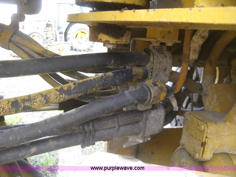 image for item J2803 2004 Caterpillar 938G Series II wheel loader