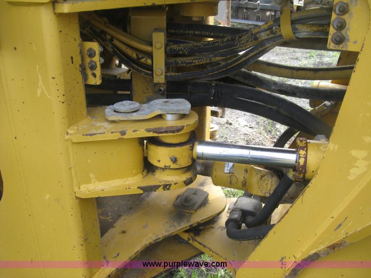 image for item J2803 2004 Caterpillar 938G Series II wheel loader