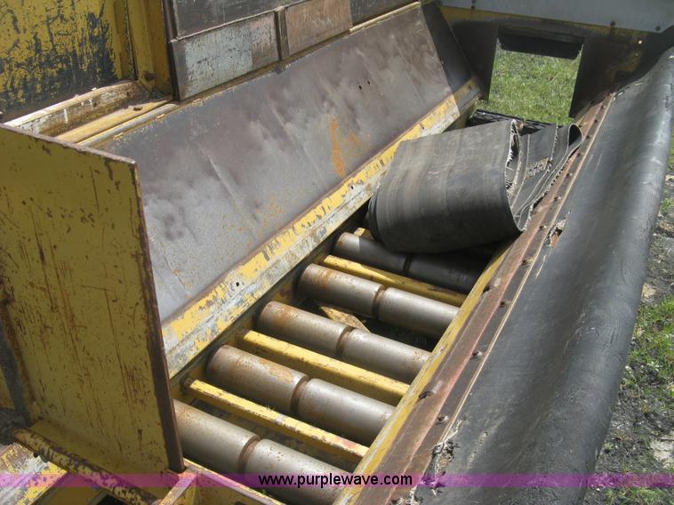 image for item J2804 HTC 2000 lay-down machine paver