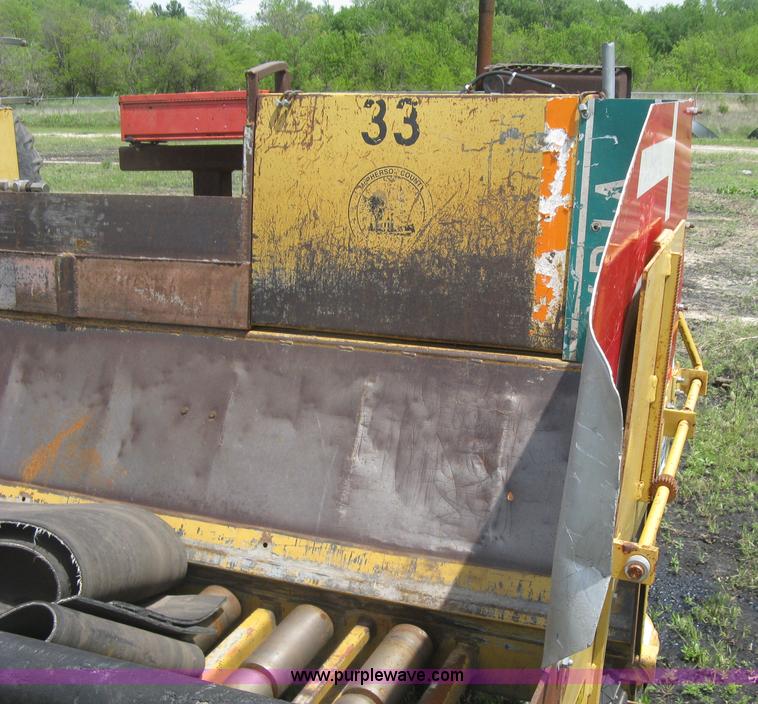 image for item J2804 HTC 2000 lay-down machine paver