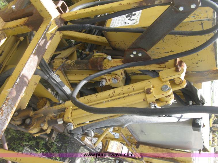 image for item J2804 HTC 2000 lay-down machine paver