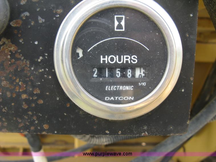 image for item J2804 HTC 2000 lay-down machine paver