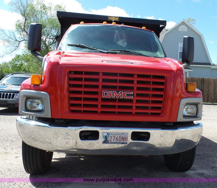 image for item J4115 2006 GMC C6500 dump truck