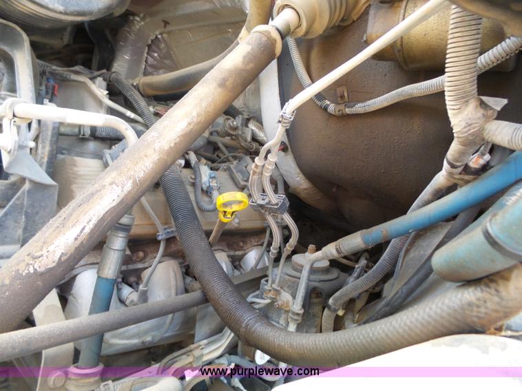 image for item J4115 2006 GMC C6500 dump truck