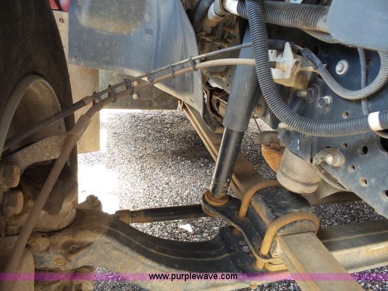 image for item J4115 2006 GMC C6500 dump truck