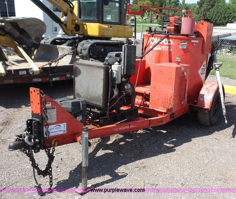 image for item J4605 Crafco Supershot SS125 melter/applicator