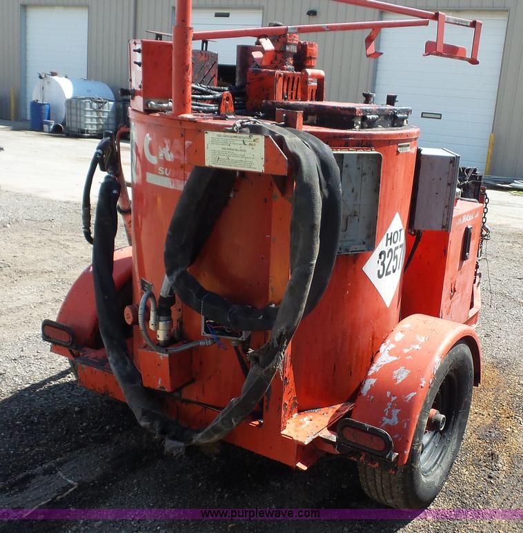 image for item J4605 Crafco Supershot SS125 melter/applicator