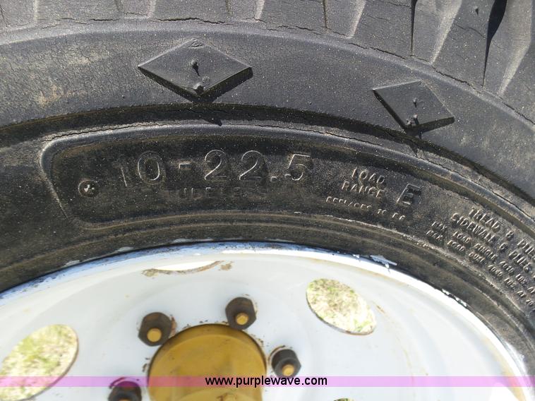 image for item J6101 Shop built conveyor