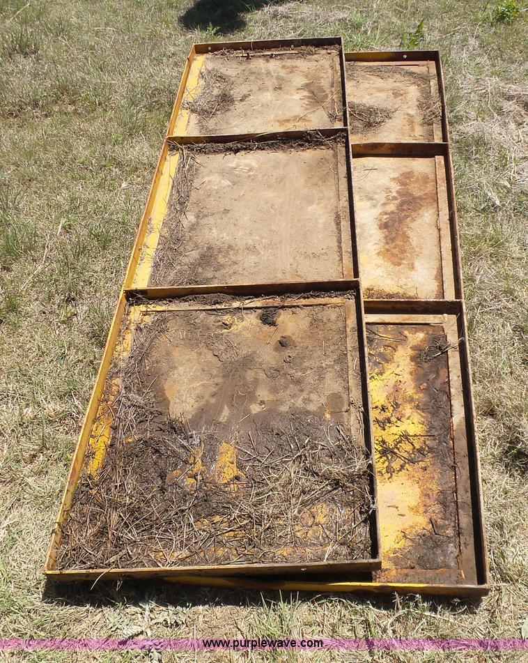 image for item J6102 Kolberg grizzly shaker screen