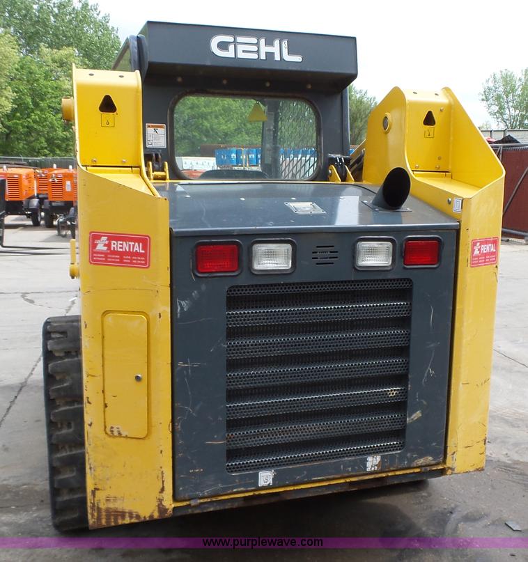 image for item K2229 2012 Gehl RT210 Turbo skid steer