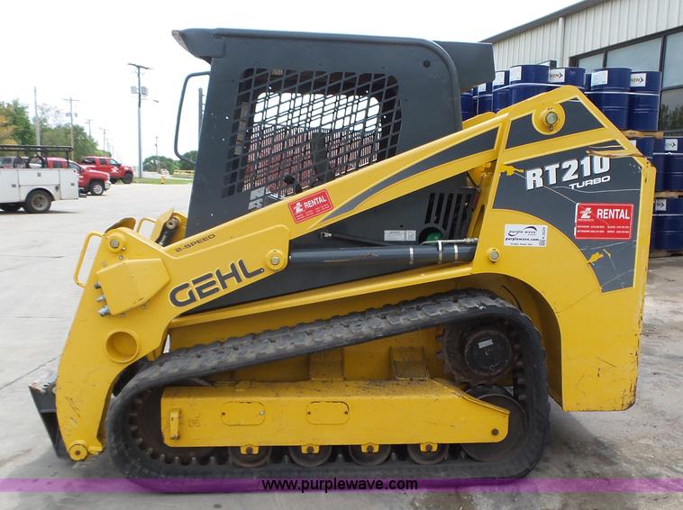 image for item K2229 2012 Gehl RT210 Turbo skid steer