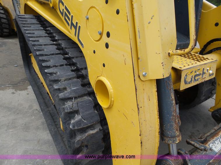 image for item K2229 2012 Gehl RT210 Turbo skid steer