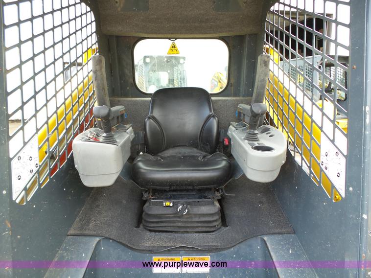 image for item K2229 2012 Gehl RT210 Turbo skid steer