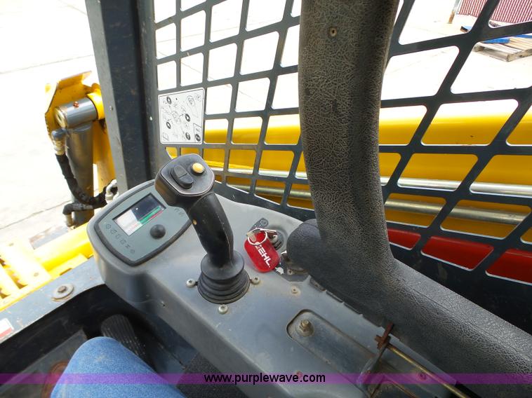 image for item K2229 2012 Gehl RT210 Turbo skid steer