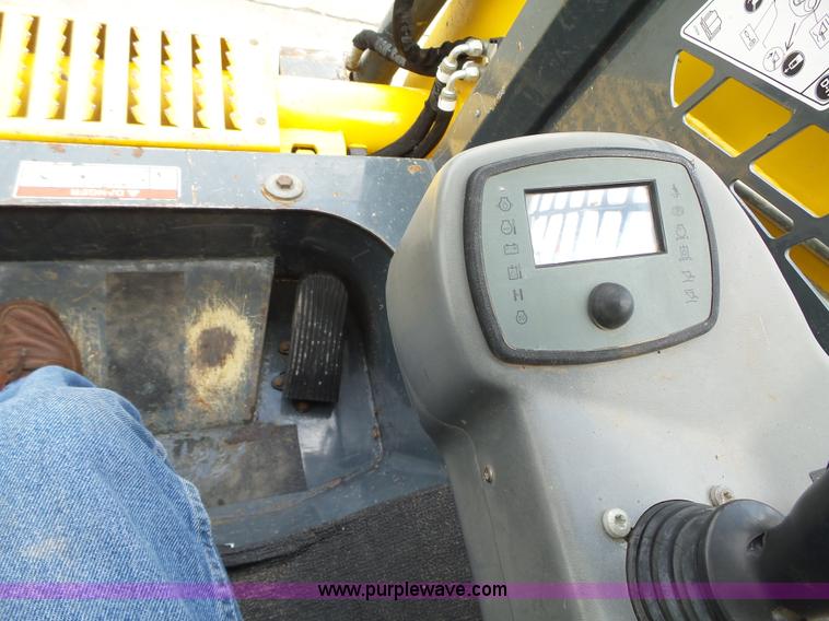 image for item K2229 2012 Gehl RT210 Turbo skid steer