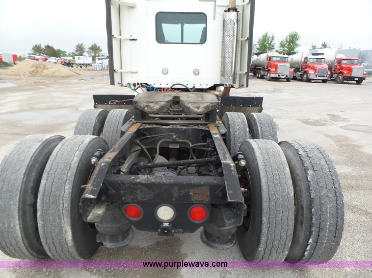 image for item K2234 1999 Freightliner Century Class semi truck