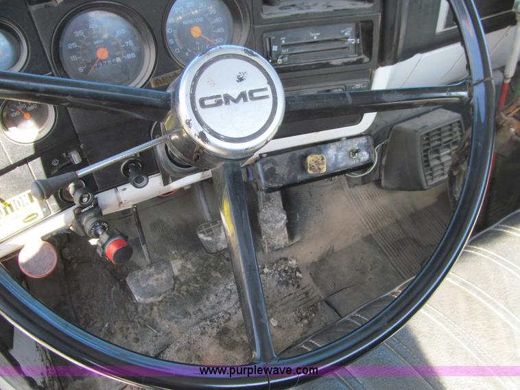 image for item K2236 1986 GMC Top Kick truck chassis