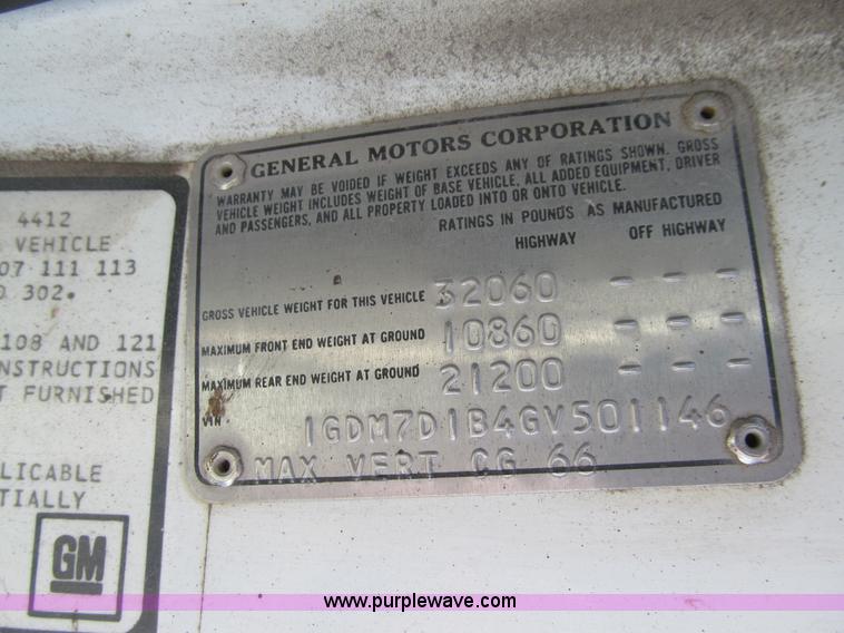 image for item K2236 1986 GMC Top Kick truck chassis