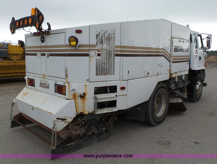 image for item K2237 1994 Elgin Eagle street sweeper