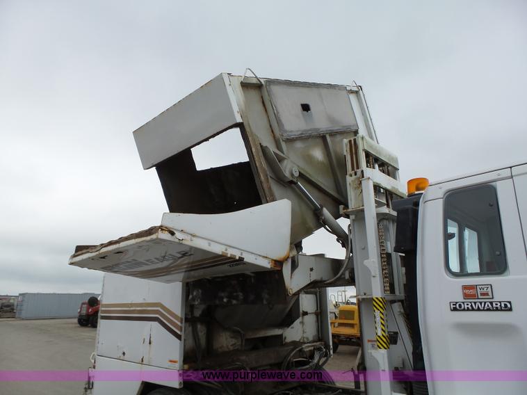 image for item K2237 1994 Elgin Eagle street sweeper