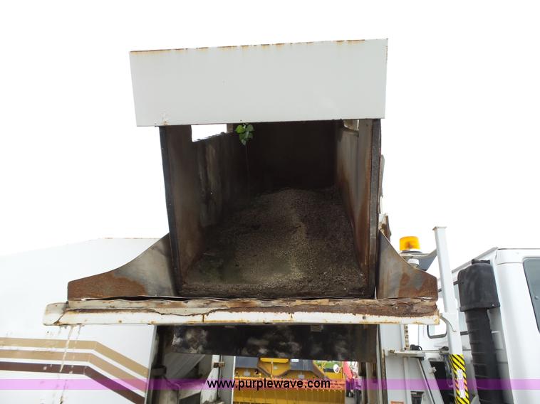 image for item K2237 1994 Elgin Eagle street sweeper