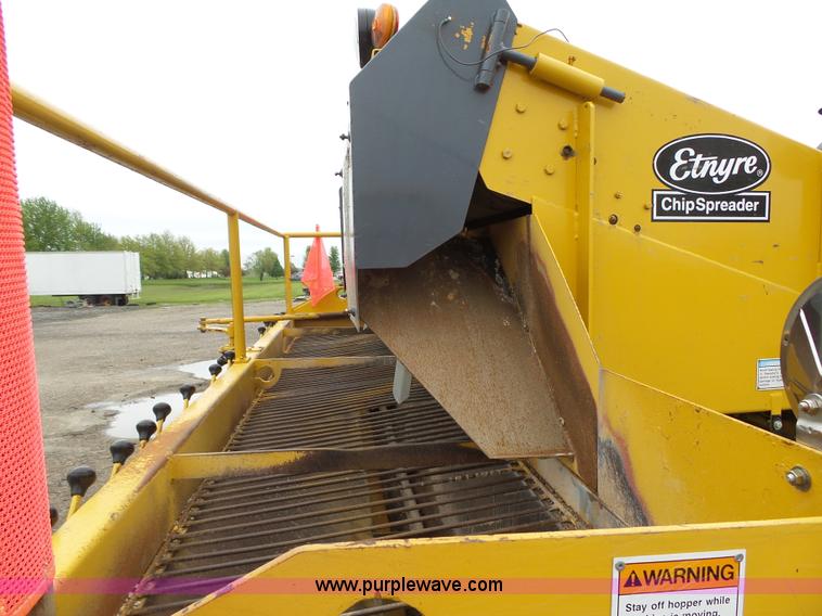 image for item K2241 1997 Etynre chip spreader