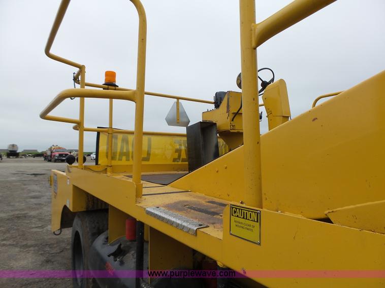 image for item K2241 1997 Etynre chip spreader