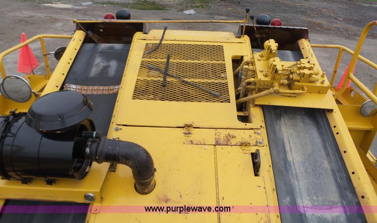 image for item K2241 1997 Etynre chip spreader