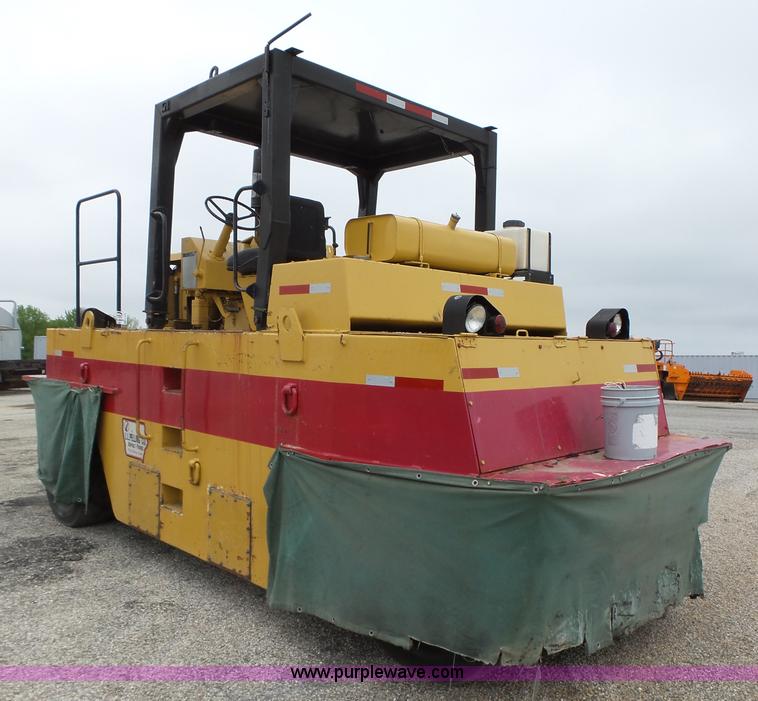 image for item K2245 1991 Dynapac CP27 pneumatic roller
