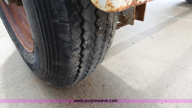 image for item K4075 2001 Kiefer reel trailer