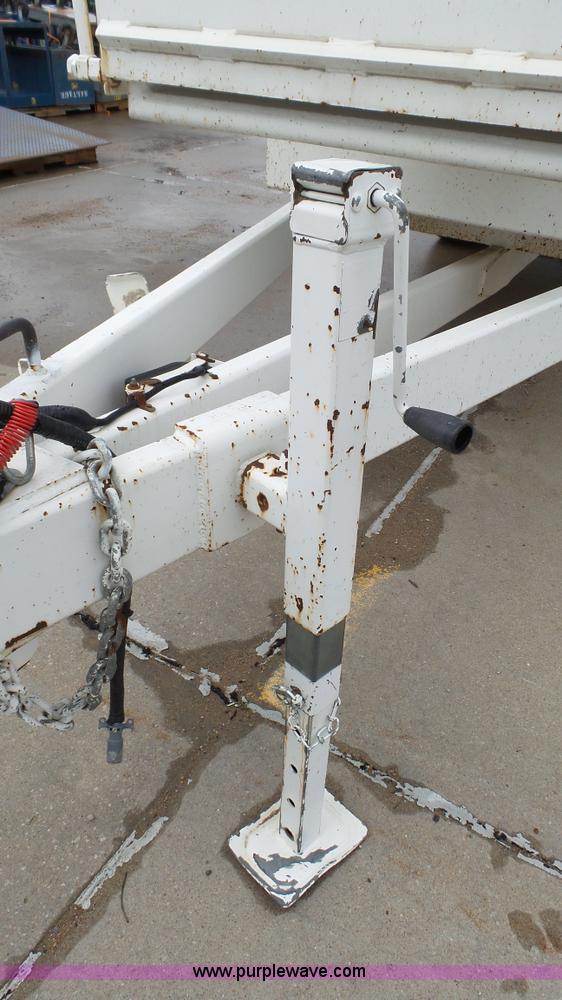 image for item K4079 2003 Brush Bandit 90W wood chipper